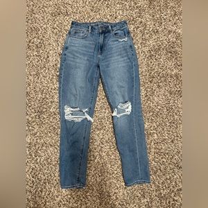 American Eagle Mom Jean